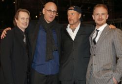 Steve Buscemi, Oren Moverman, Woody Harrelson e Ben Foster alla prima di The Messenger