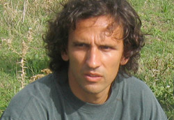 Michelangelo Frammartino sul set del film Le quattro volte